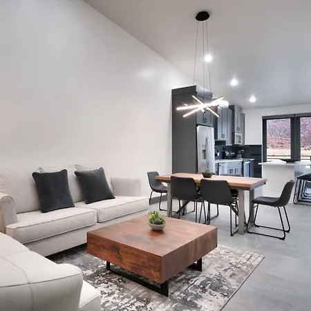 Vizcaya #5 - Moab'S Newest Luxury Rental With Private Hot Tub